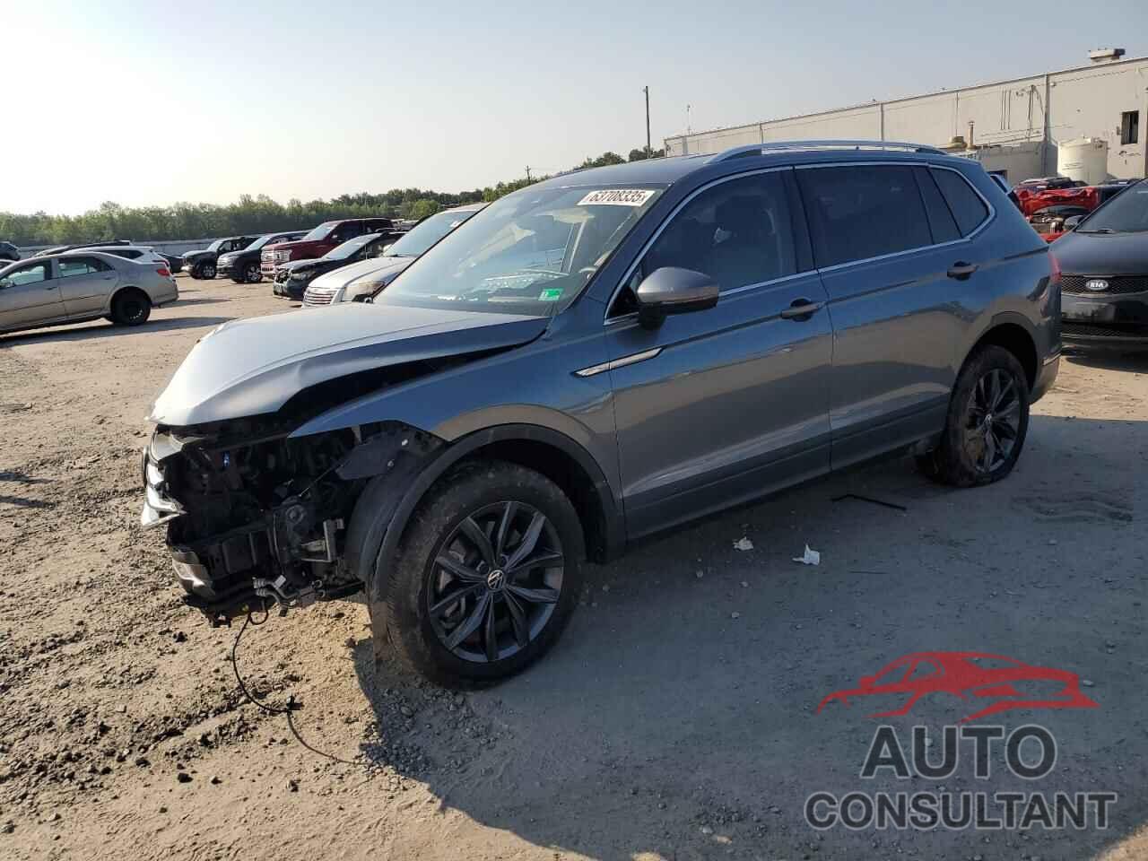 VOLKSWAGEN TIGUAN 2022 - 3VV3B7AX4NM035545