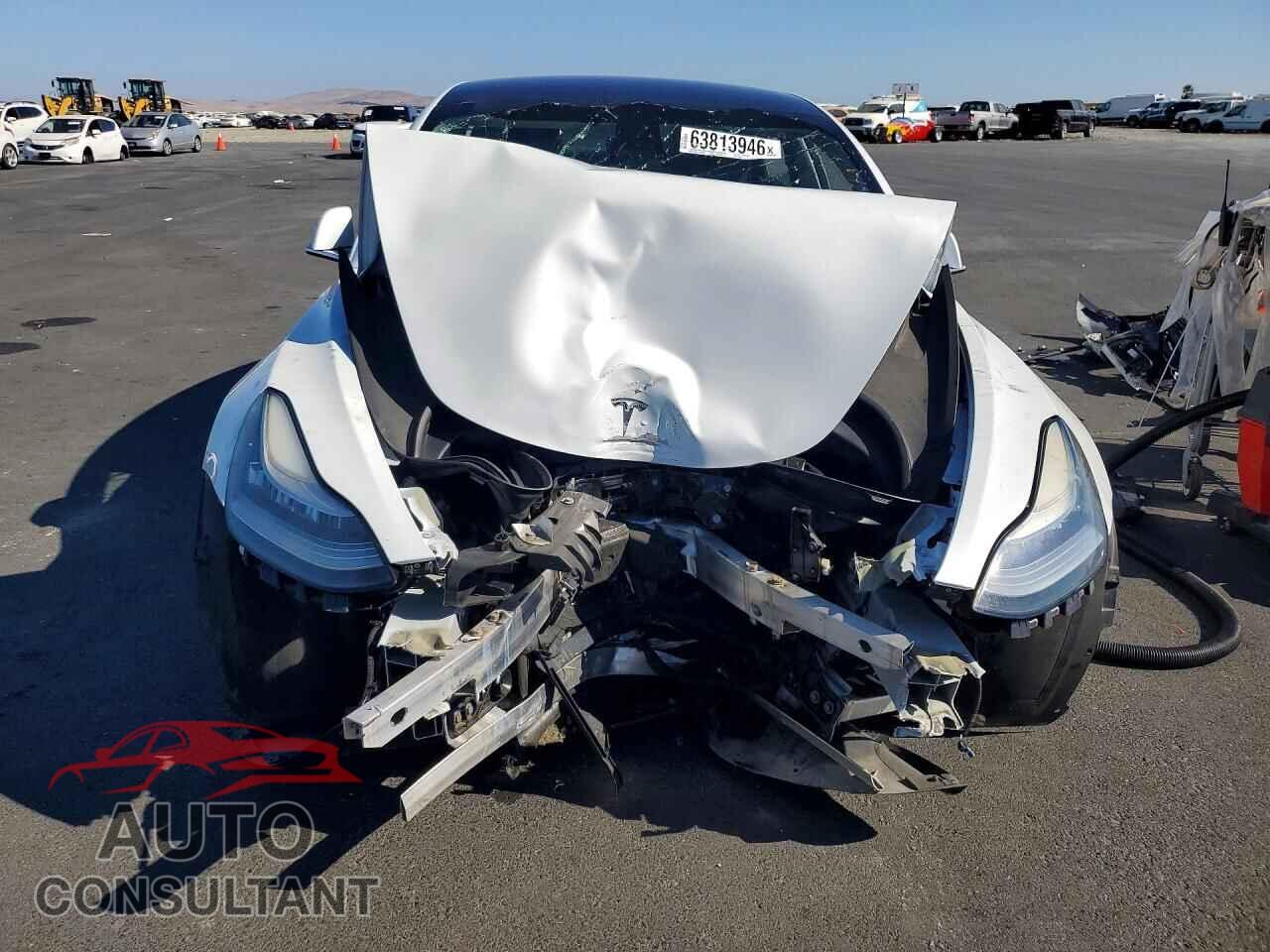 TESLA MODEL 3 2018 - 5YJ3E1EA2JF164780