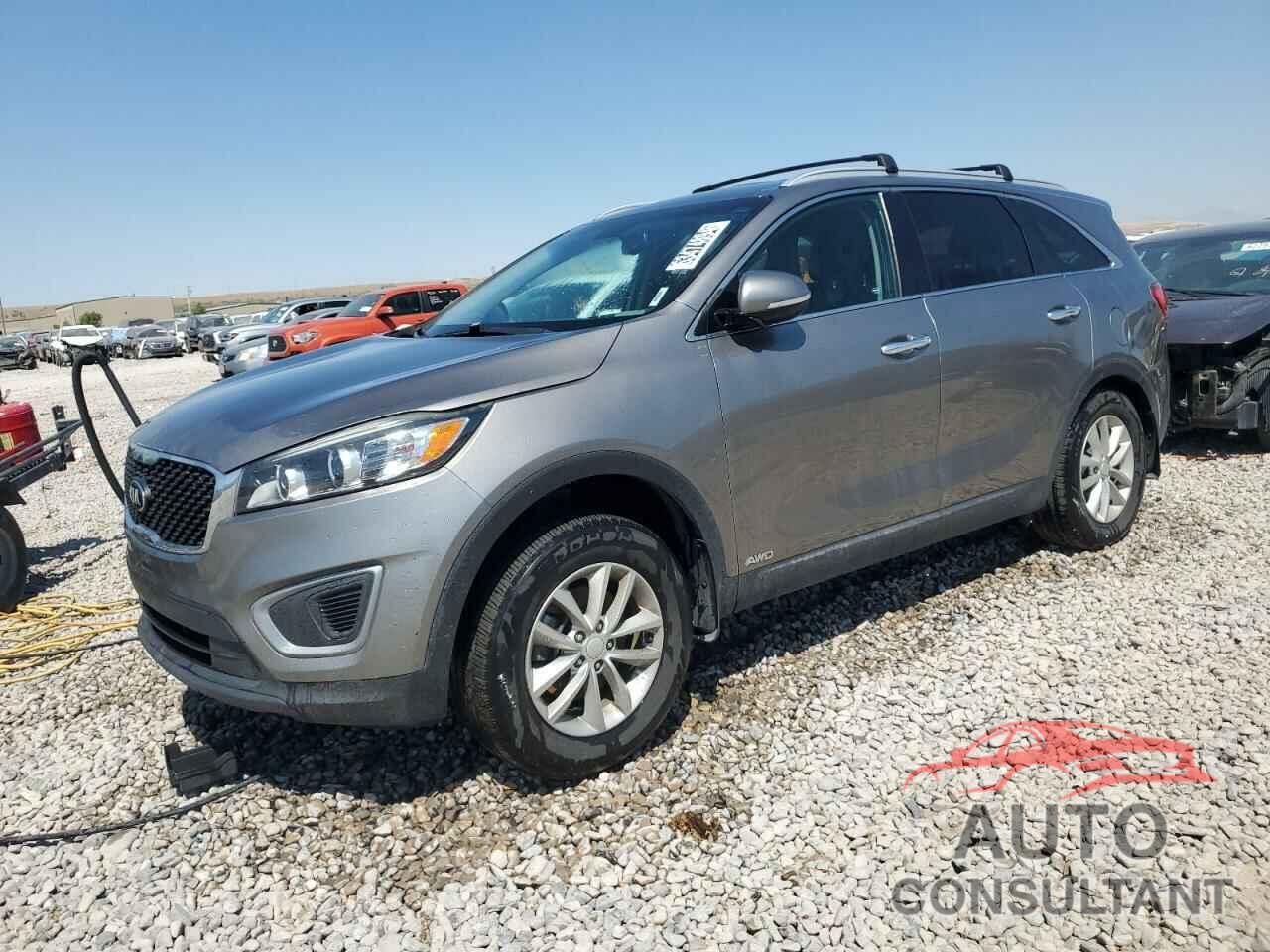 KIA SORENTO 2017 - 5XYPGDA32HG283193