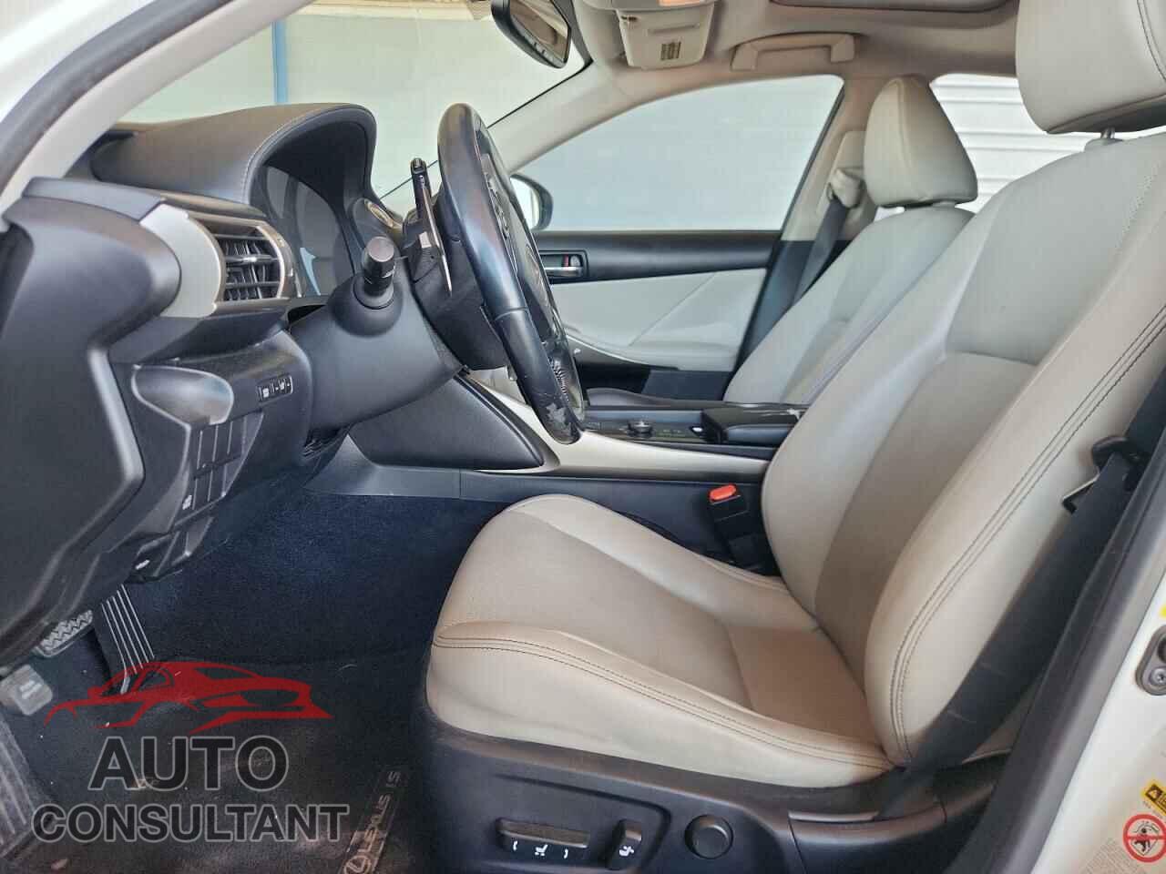 LEXUS IS 2014 - JTHBF1D29E5001908