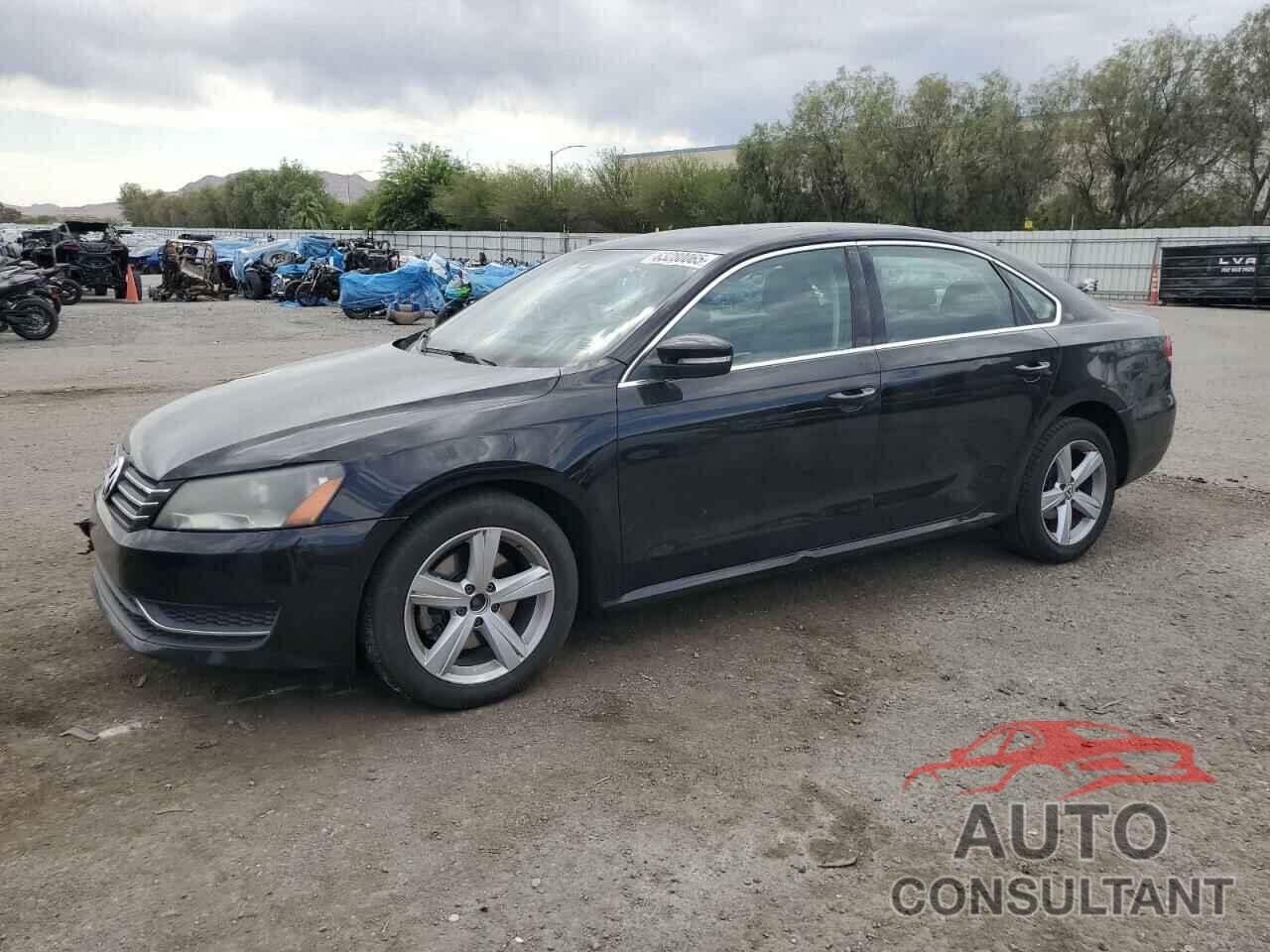 VOLKSWAGEN PASSAT 2013 - 1VWBH7A36DC062121