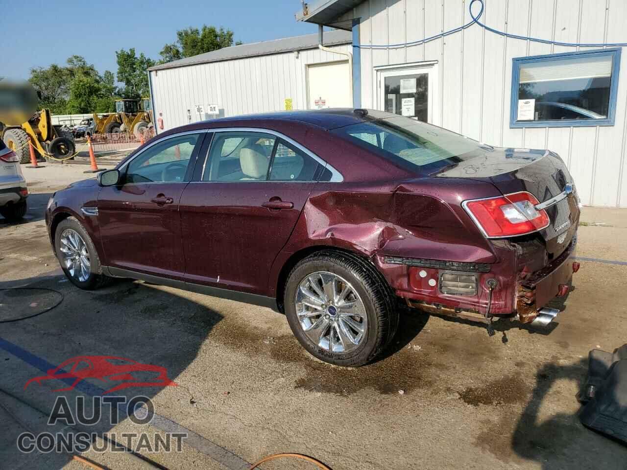 FORD TAURUS 2011 - 1FAHP2FW2BG113230