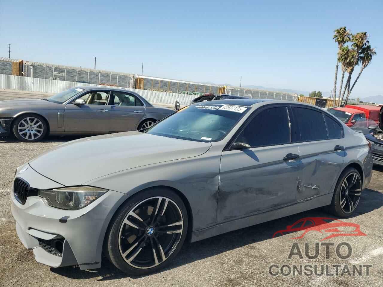 BMW 3 SERIES 2013 - WBA3C1C57DF440864
