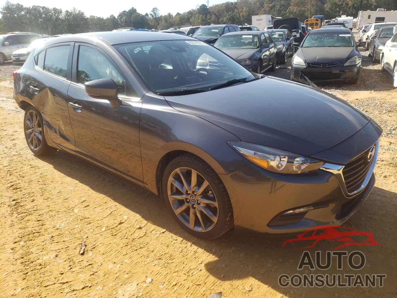 MAZDA 3 2018 - 3MZBN1L31JM263650