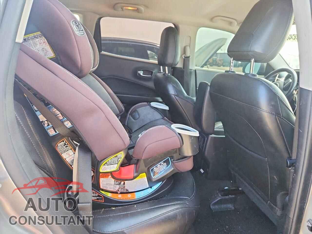 JEEP COMPASS 2020 - 3C4NJCCB2LT187590