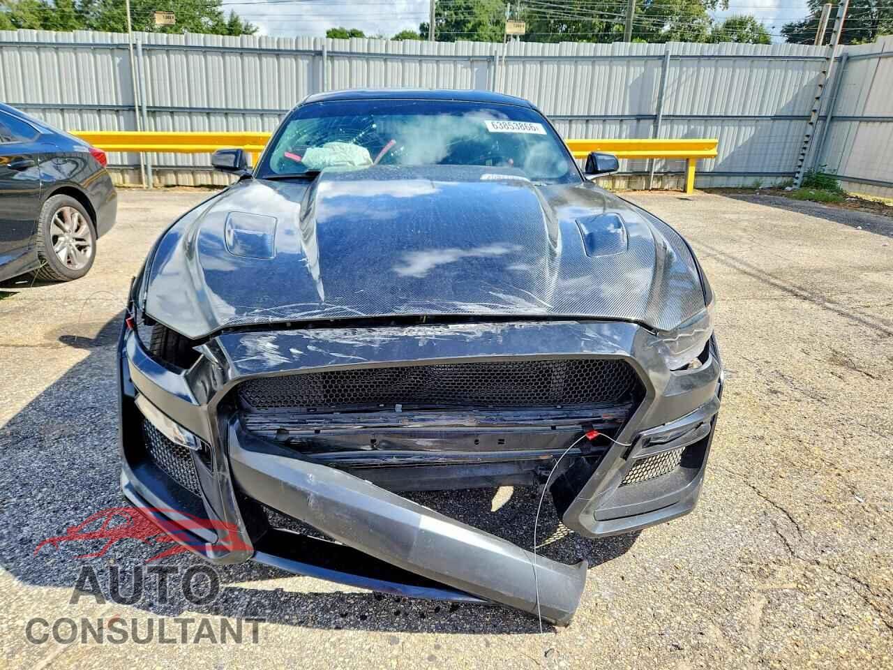 FORD MUSTANG 2017 - 1FA6P8CF8H5290013