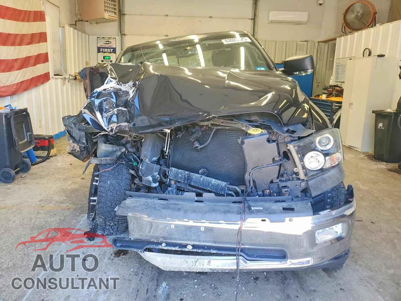 DODGE RAM 1500 2012 - 1C6RD7NT0CS115270