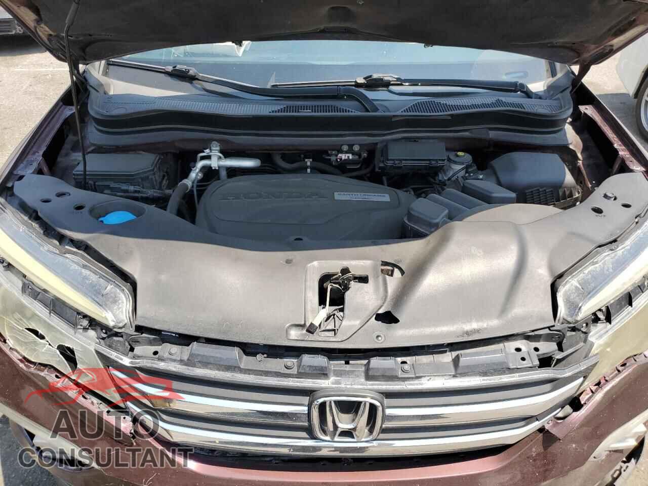 HONDA PILOT 2017 - 5FNYF5H89HB039191