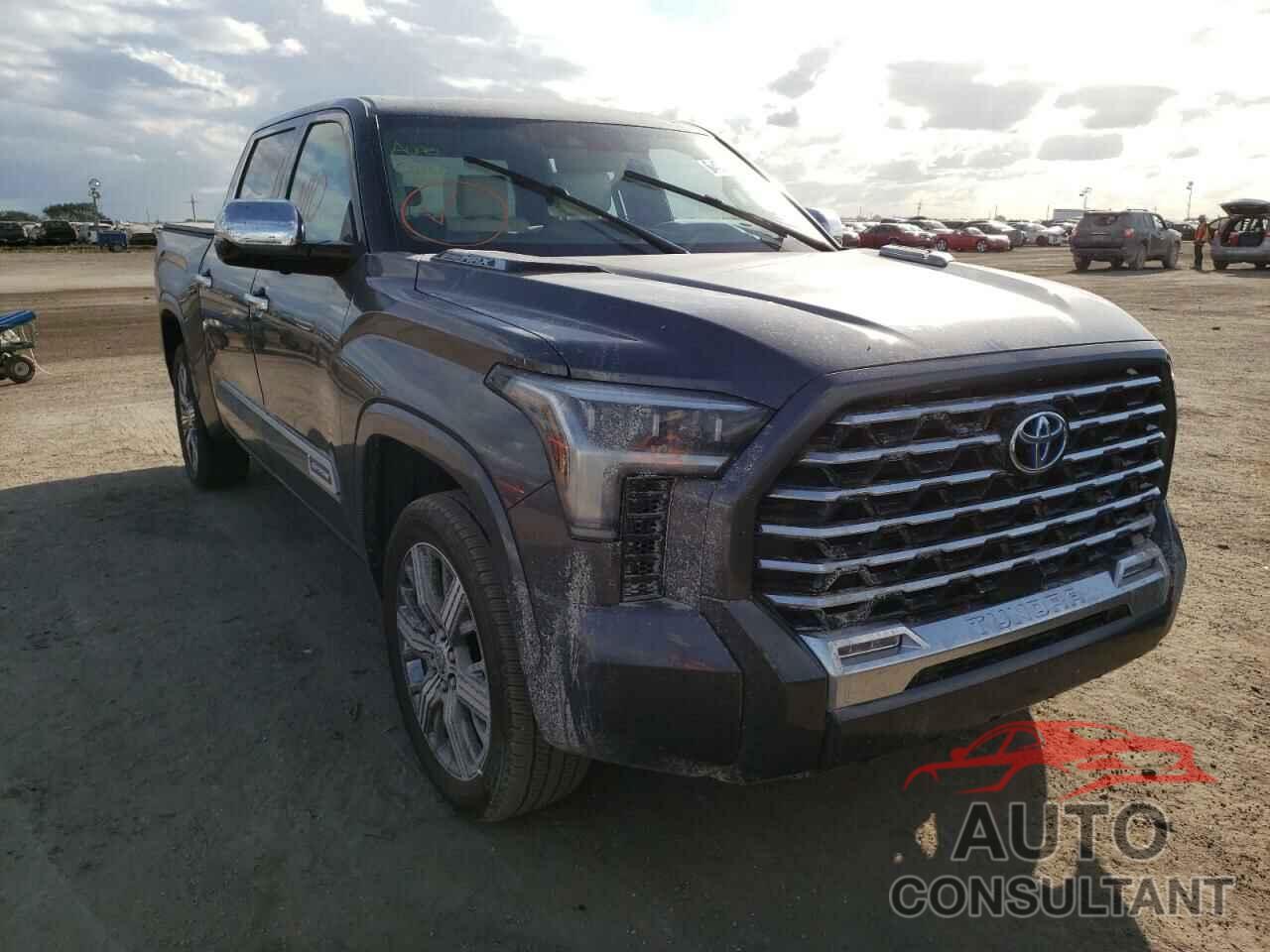 TOYOTA TUNDRA 2022 - 5TFVC5DB8NX008156