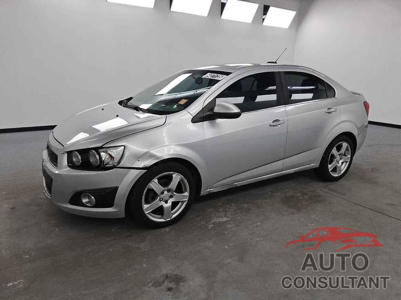 CHEVROLET SONIC 2015 - 1G1JE5SB1F4103374