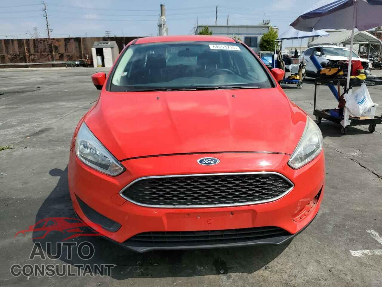 FORD FOCUS 2015 - 1FADP3F20FL203765
