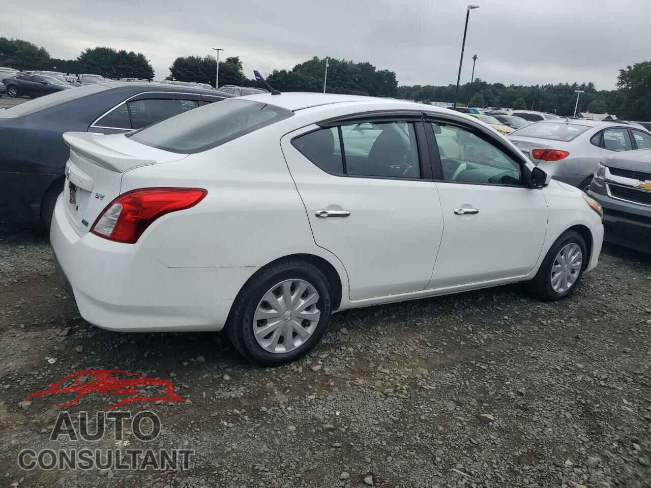 NISSAN VERSA 2016 - 3N1CN7AP2GL879732