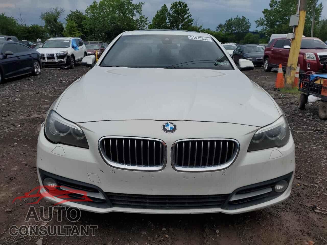 BMW 5 SERIES 2015 - WBA5B3C5XFD545808