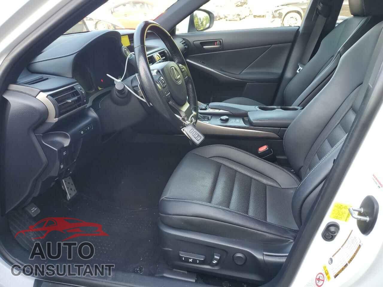 LEXUS IS 2017 - JTHCM1D24H5016203