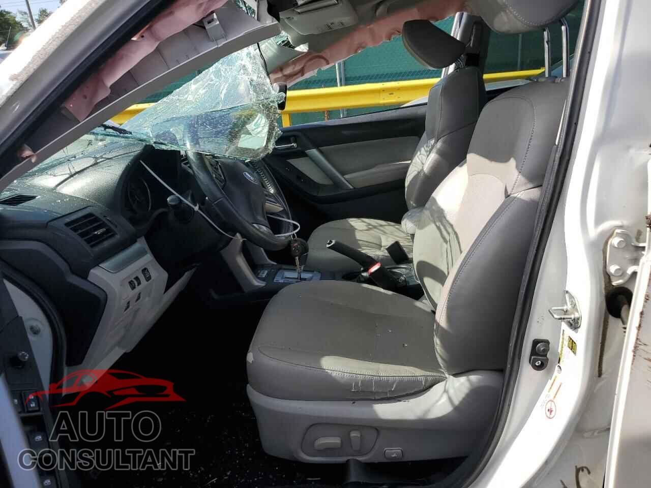 SUBARU FORESTER 2015 - JF2SJAHC2FH411972