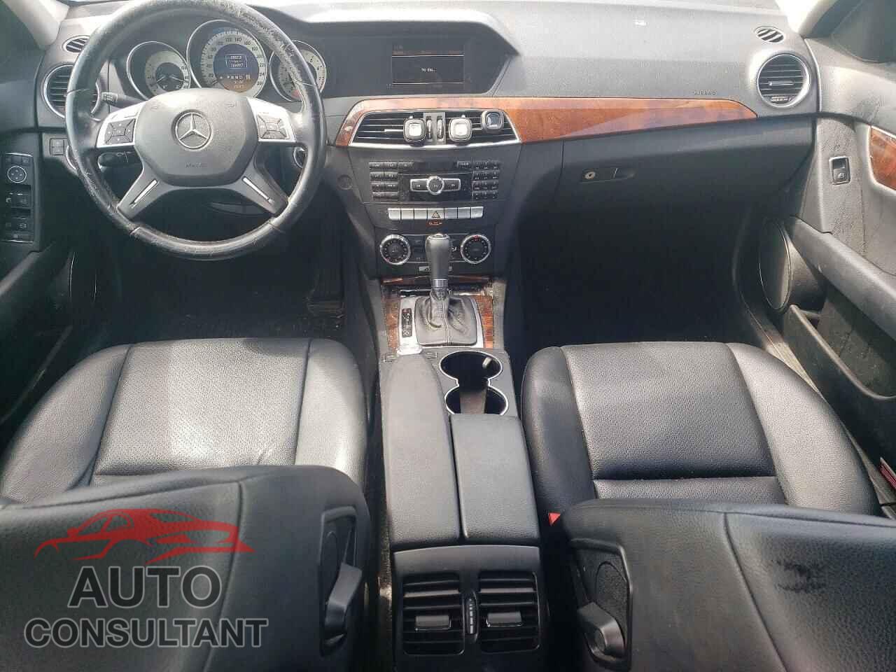 MERCEDES-BENZ C-CLASS 2012 - WDDGF8FB5CA708253