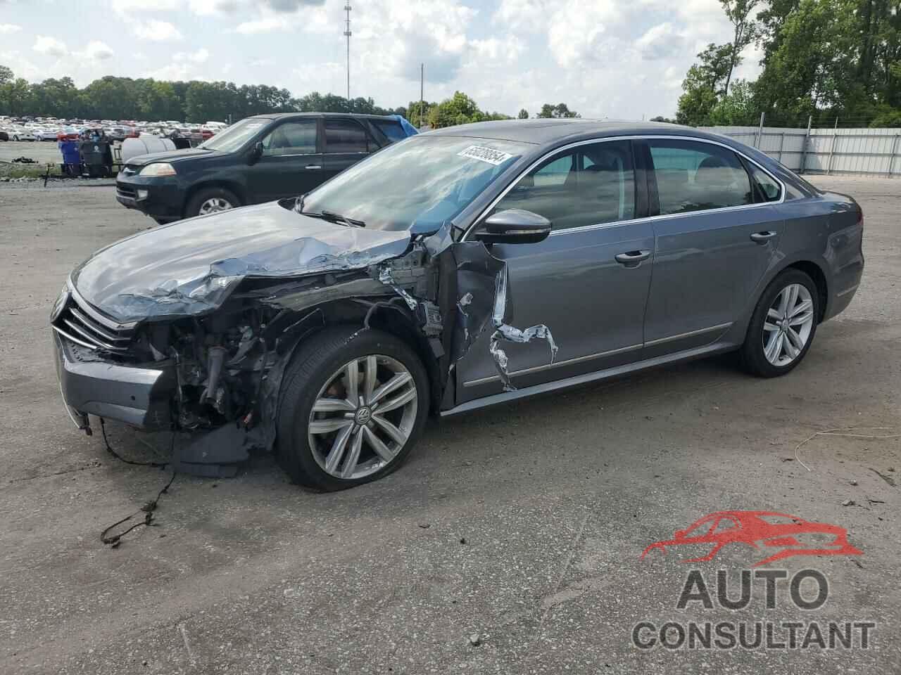 VOLKSWAGEN PASSAT 2017 - 1VWGT7A32HC027571