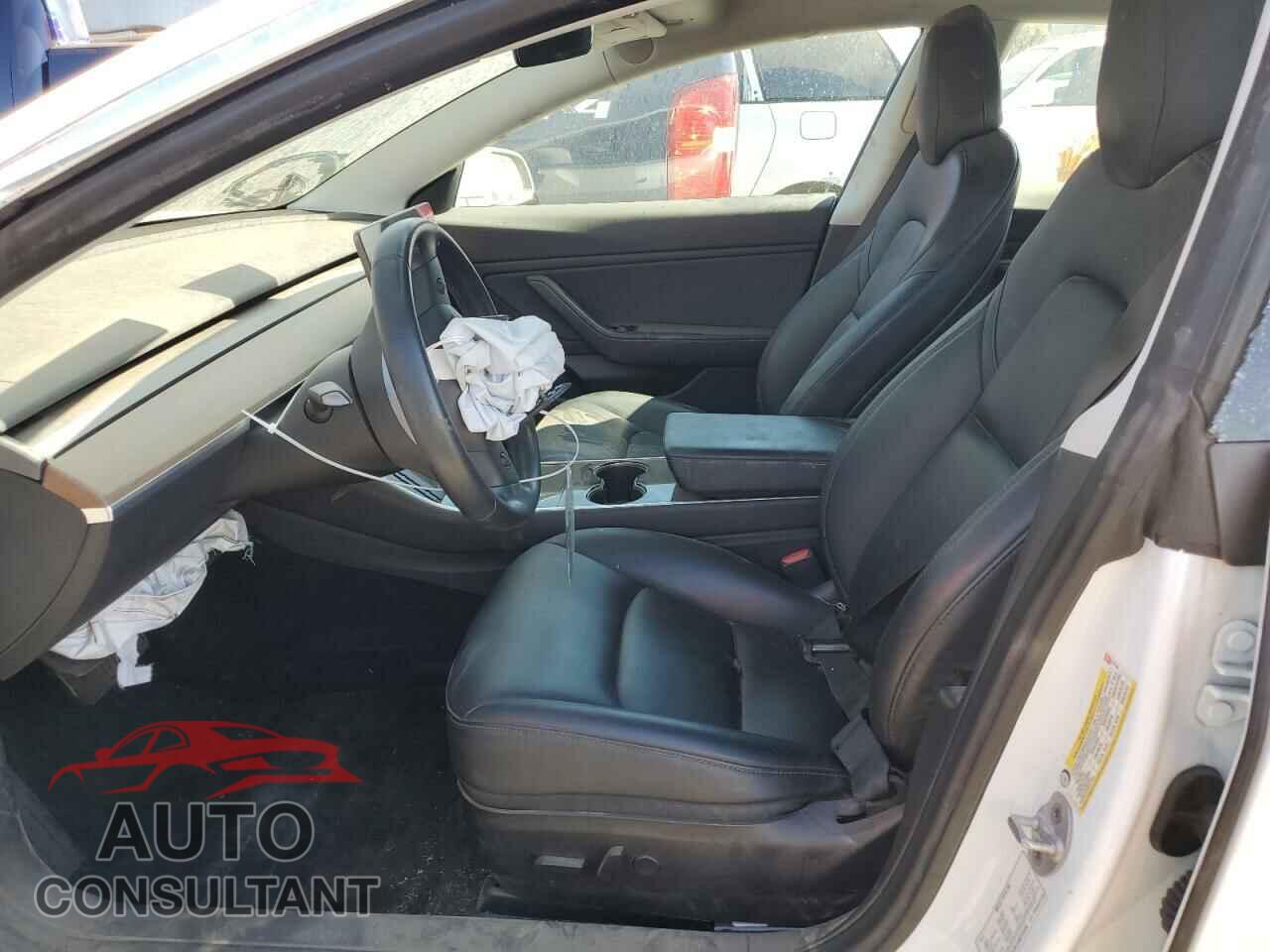 TESLA MODEL 3 2019 - 5YJ3E1EA5KF310106