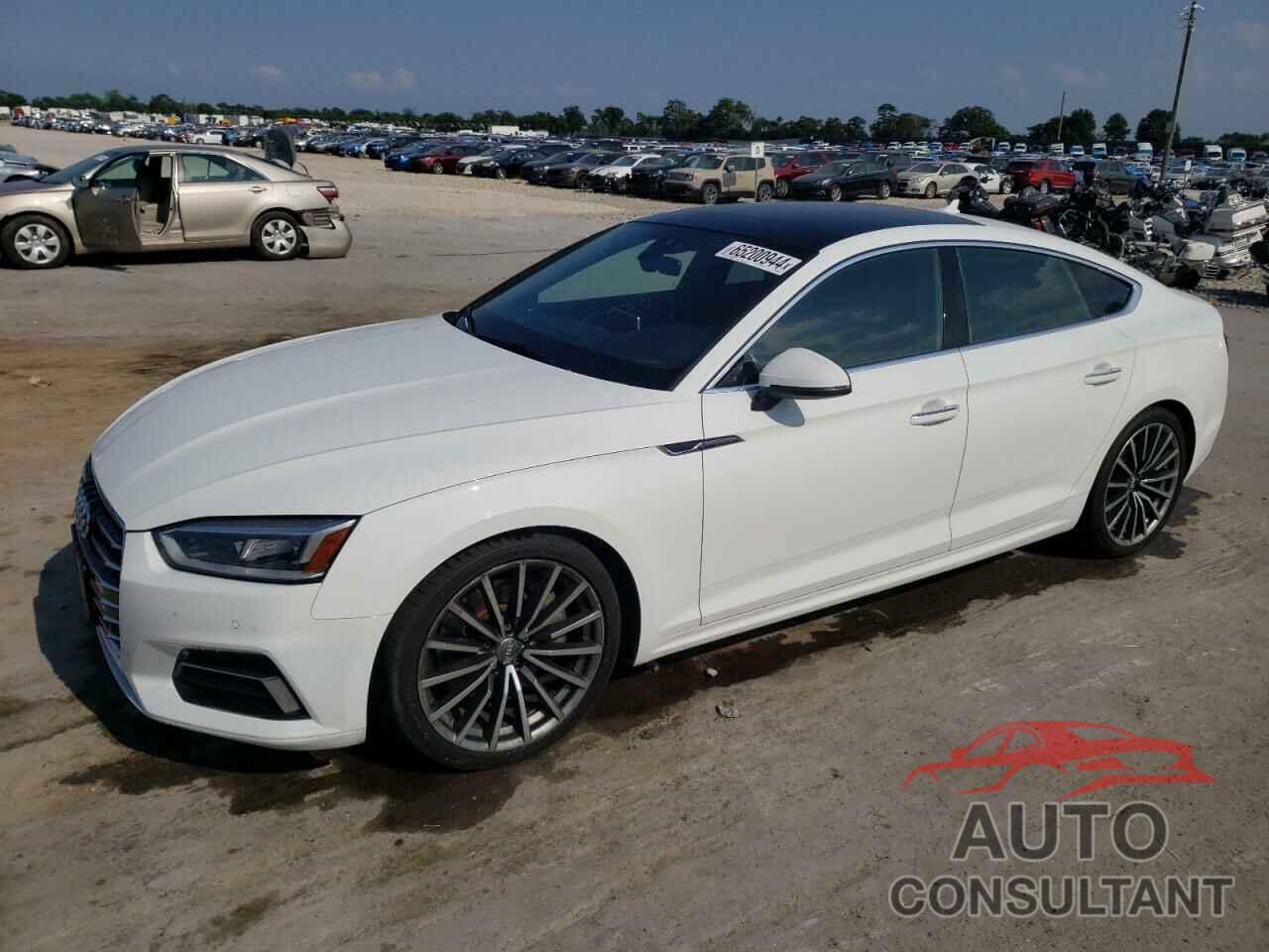 AUDI A5 2019 - WAUBNCF5XKA048310