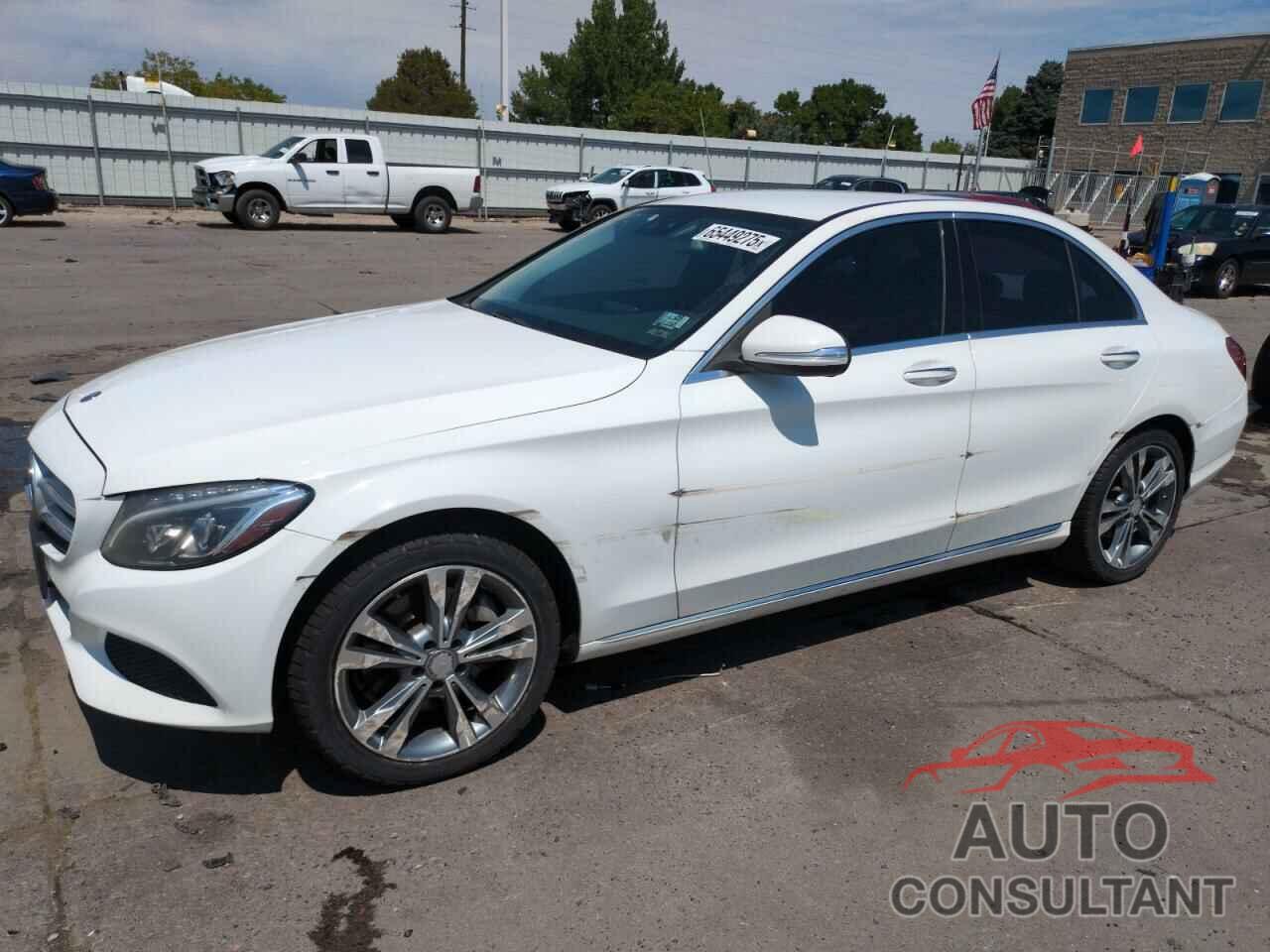 MERCEDES-BENZ C-CLASS 2015 - 55SWF4KB2FU008978
