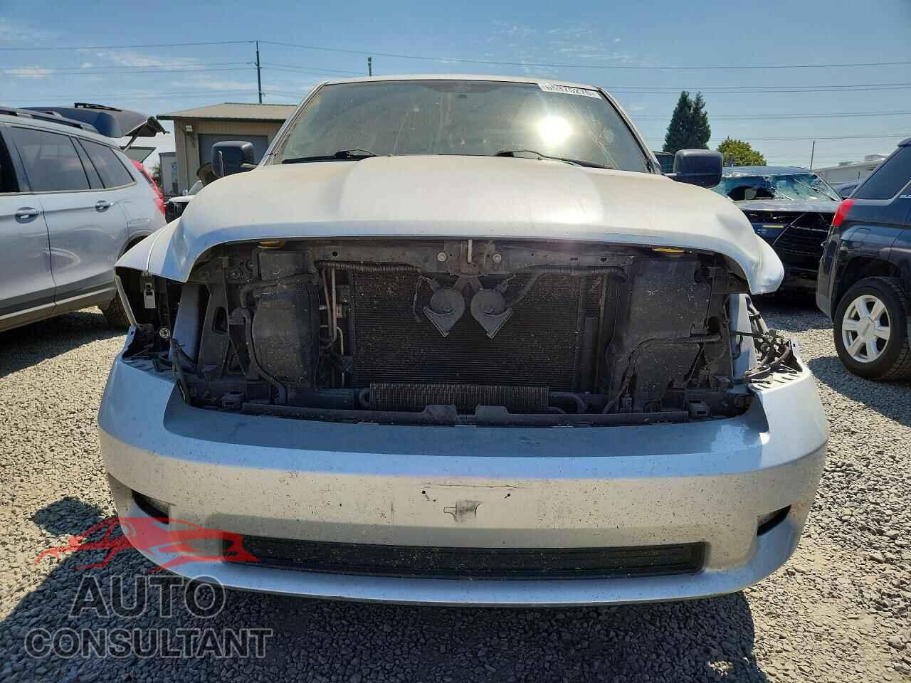 DODGE RAM 1500 2012 - 1C6RD7FT5CS343201
