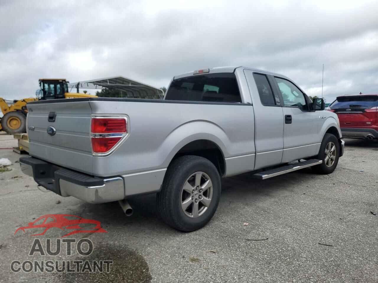 FORD F-150 2010 - 1FTEX1C82AKA58366