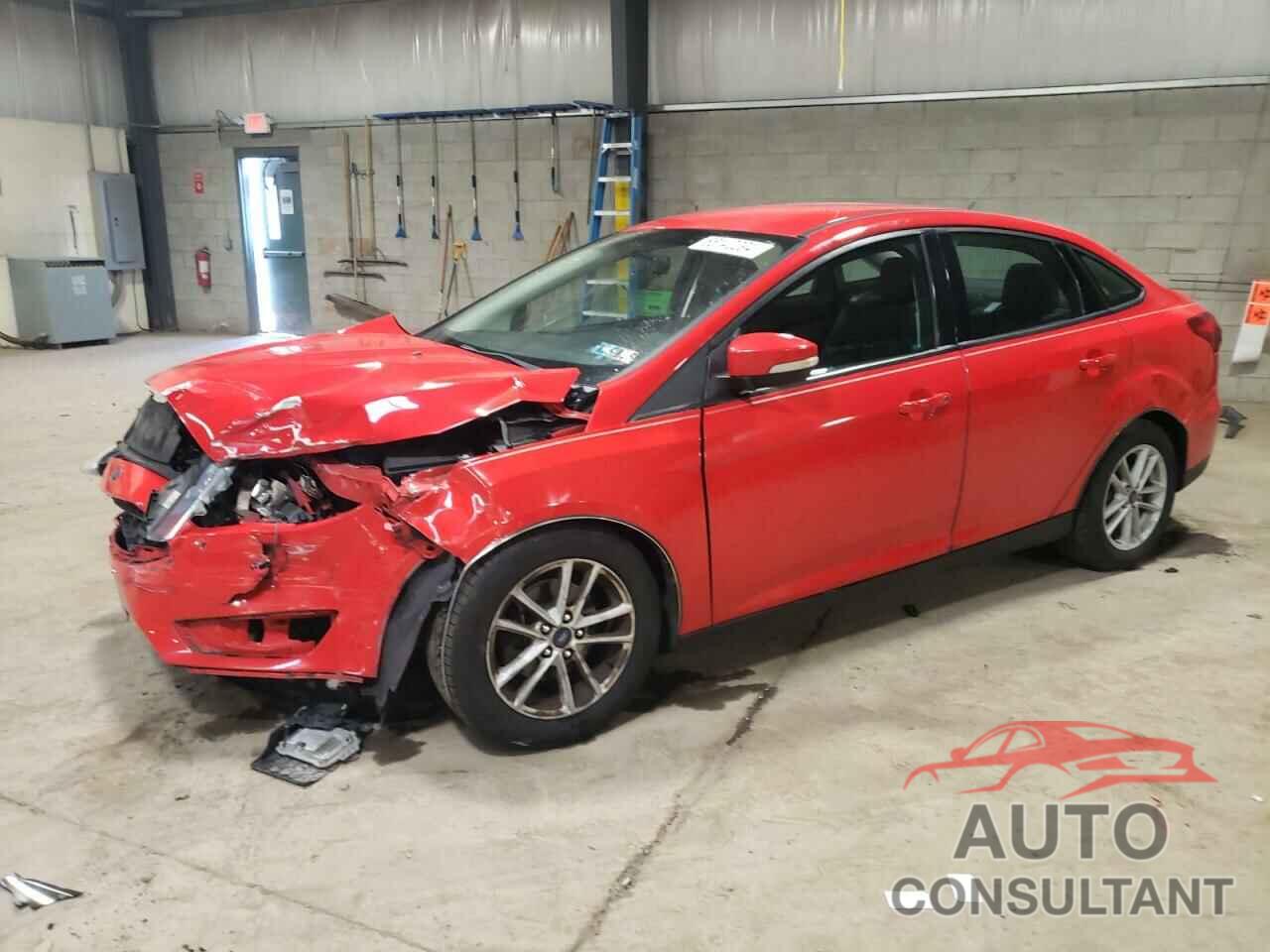 FORD FOCUS 2017 - 1FADP3F21HL232601