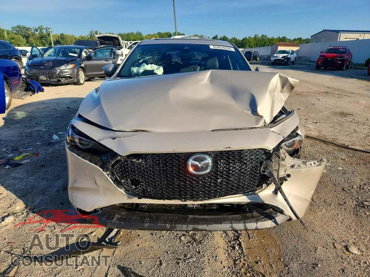 MAZDA 3 2022 - JM1BPBML7N1512585