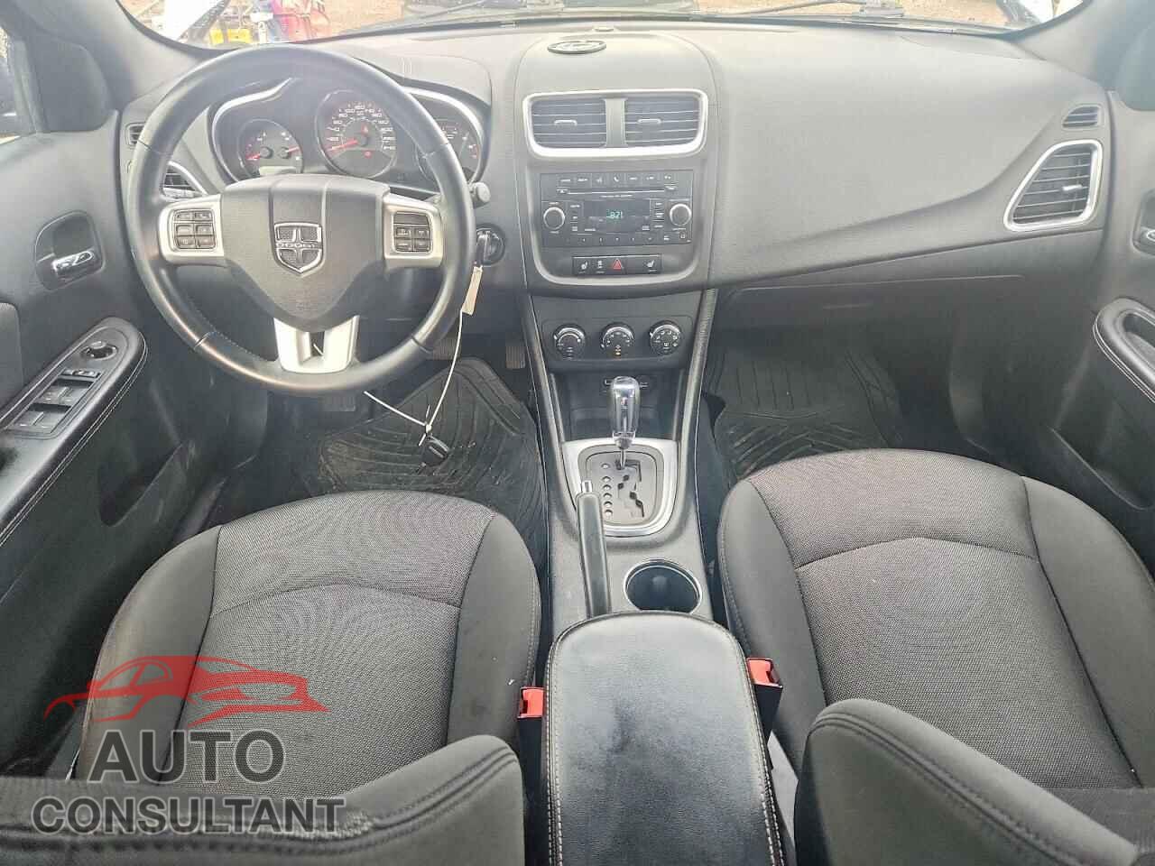 DODGE AVENGER 2013 - 1C3CDZCB2DN555807