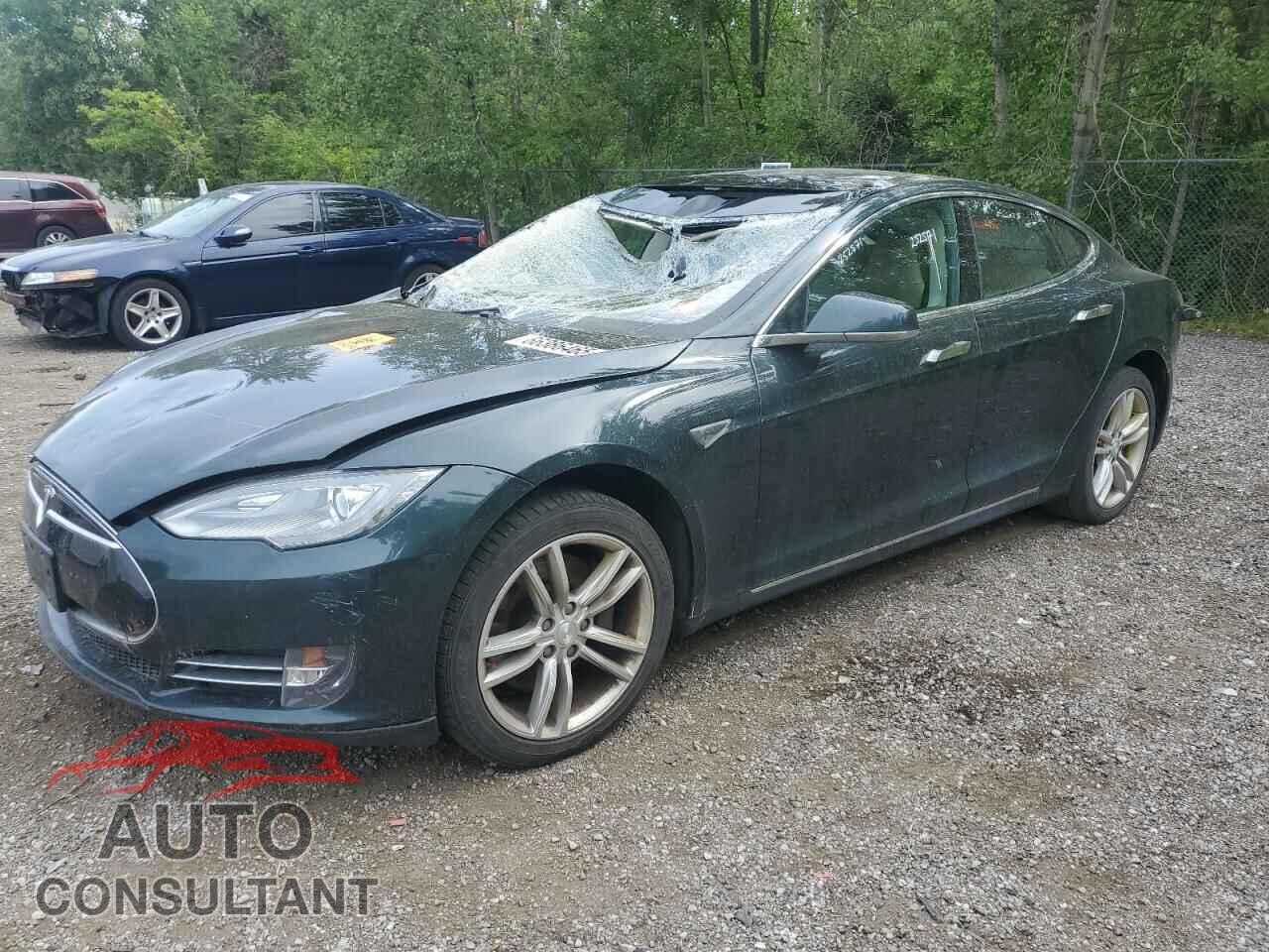 TESLA MODEL S 2013 - 5YJSA1DN8DFP24740