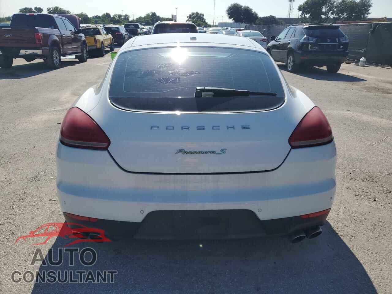 PORSCHE PANAMERA 2014 - WP0AD2A7XEL044285