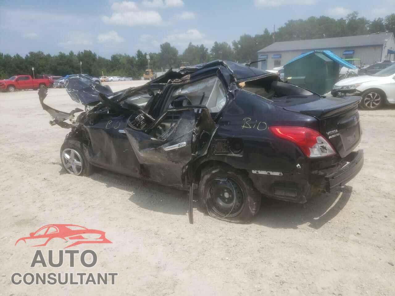 NISSAN VERSA 2017 - 3N1CN7AP3HL823252