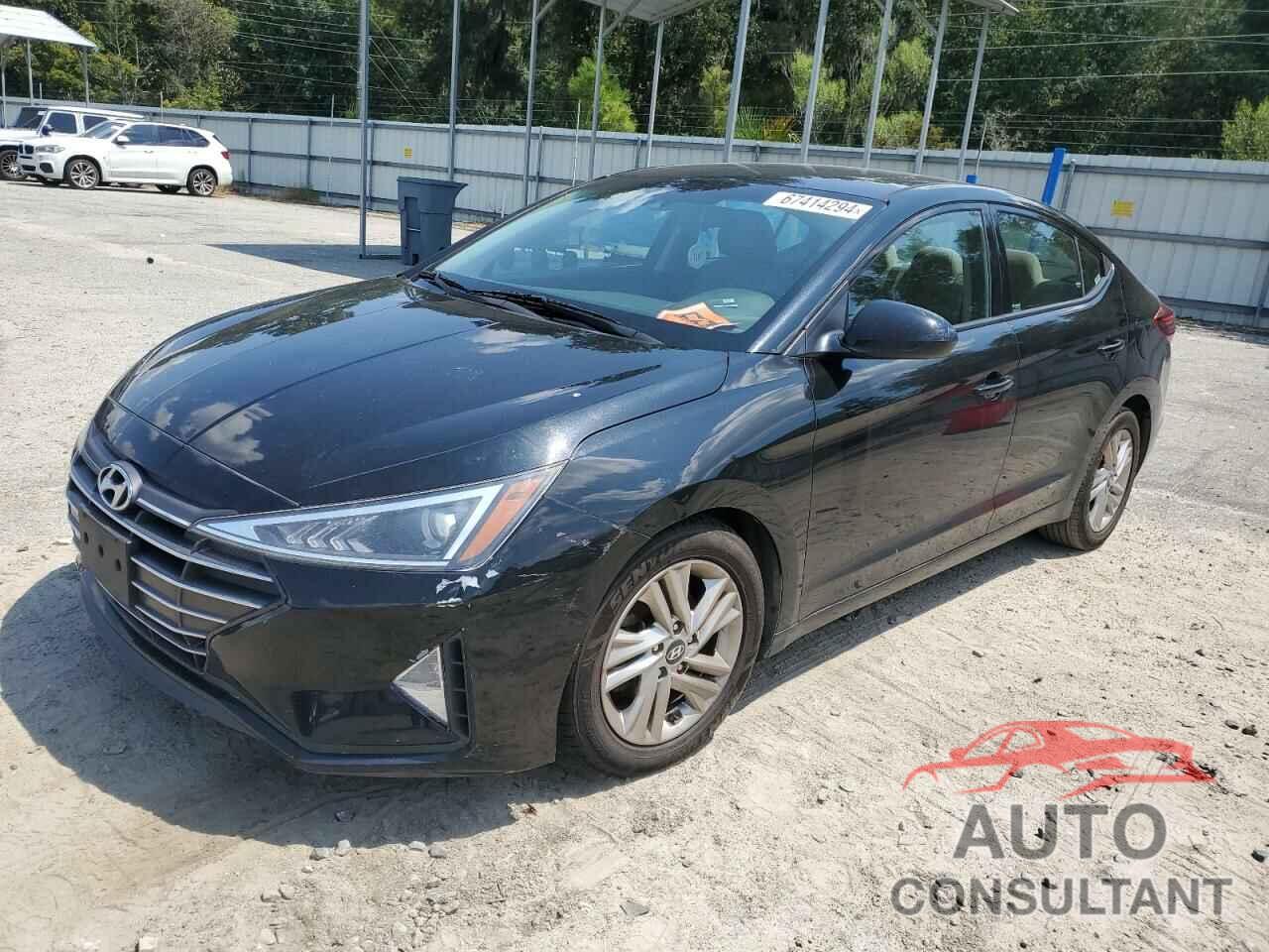 HYUNDAI ELANTRA 2019 - 5NPD84LF2KH457335