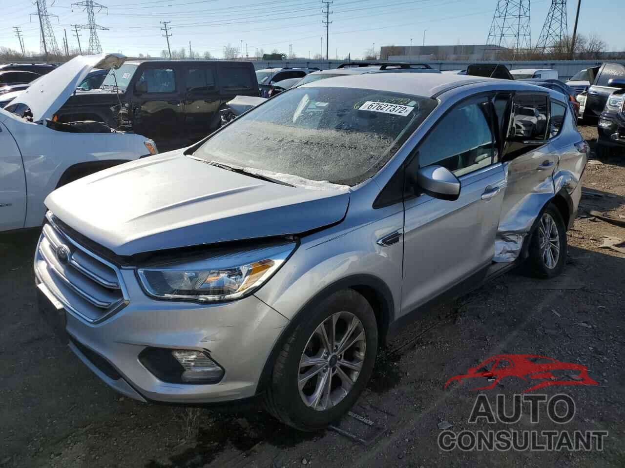 FORD ESCAPE 2017 - 1FMCU9GD2HUA79766