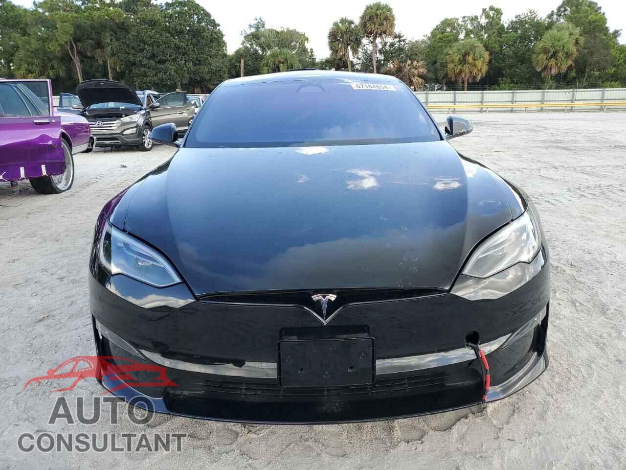 TESLA MODEL S 2024 - 5YJSA1E5XRF539675