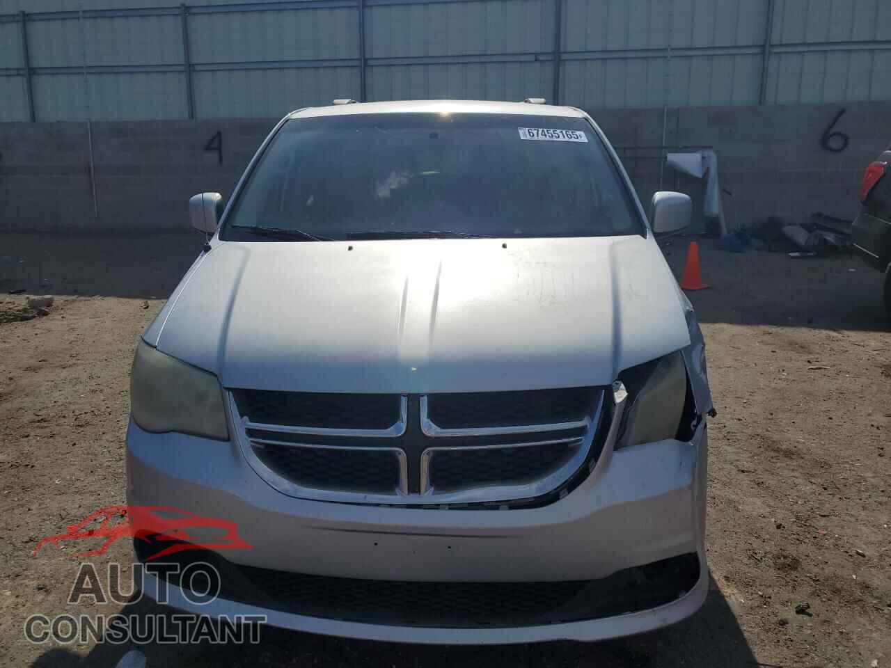 DODGE CARAVAN 2011 - 2D4RN3DG7BR739105