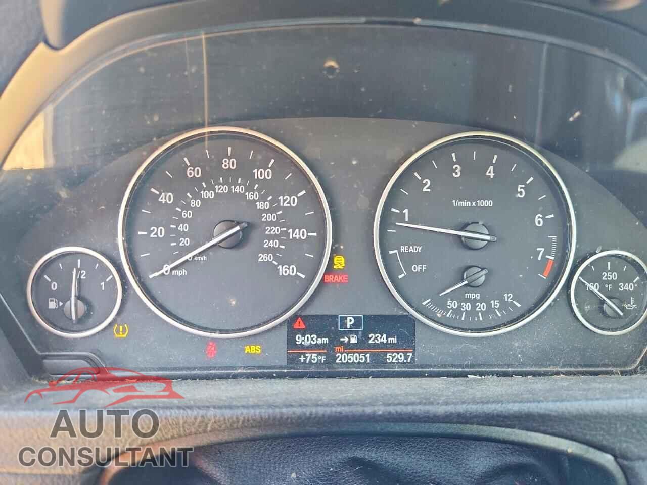 BMW 3 SERIES 2016 - WBA8E5G56GNU21587