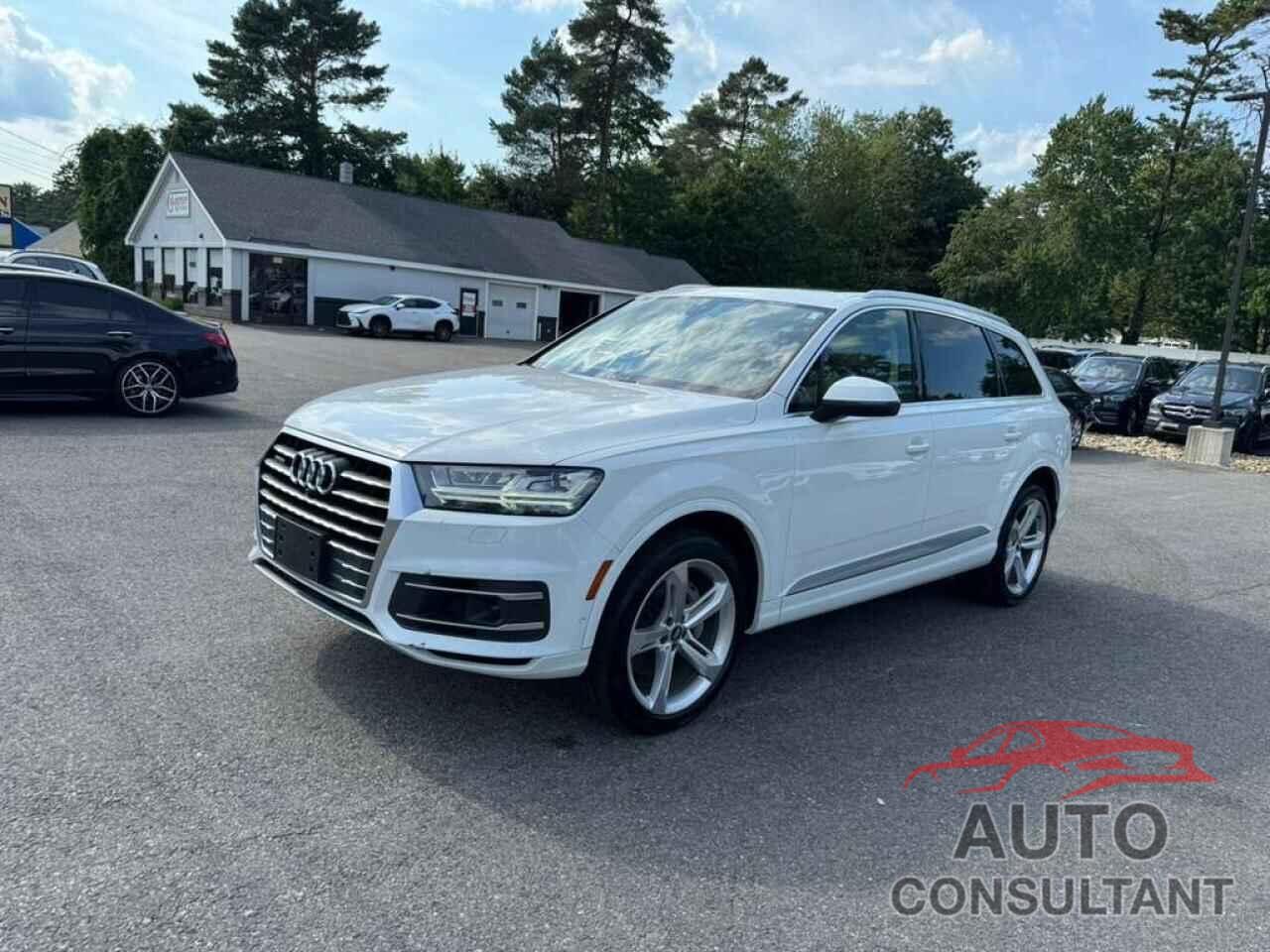 AUDI Q7 2019 - WA1VAAF72KD013965