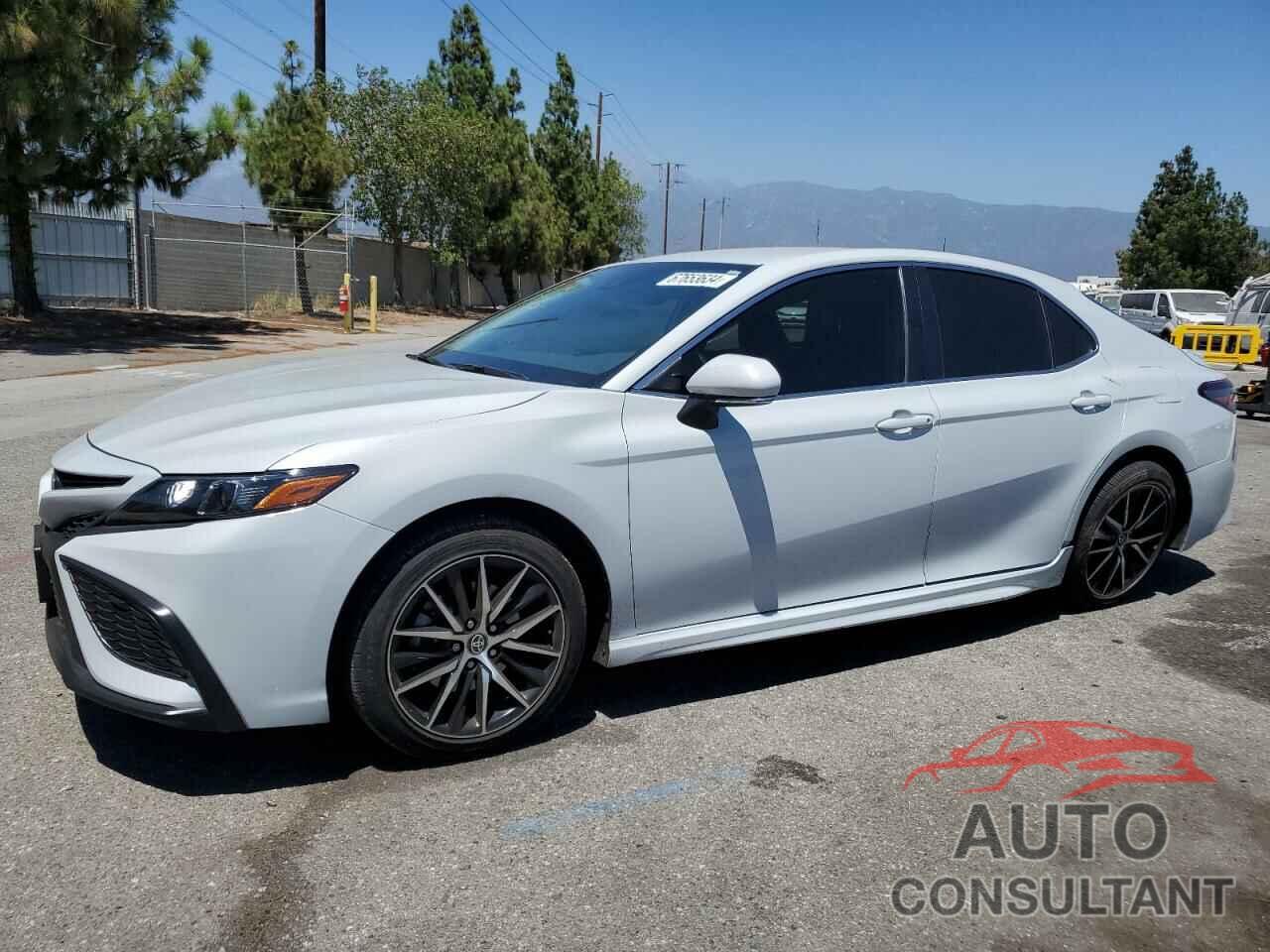 TOYOTA CAMRY 2022 - 4T1G11AKXNU070117