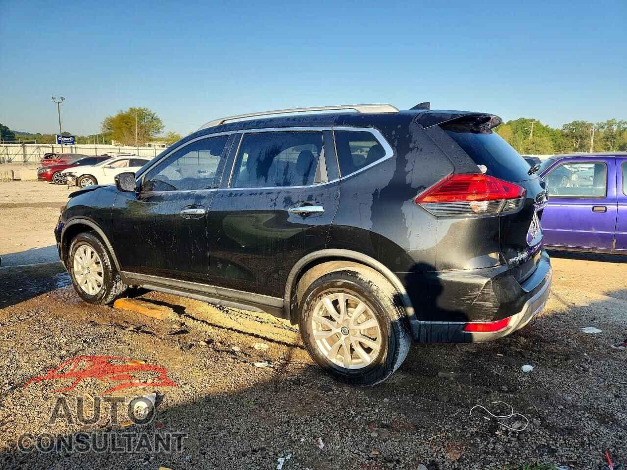 NISSAN ROGUE 2017 - KNMAT2MV9HP544061