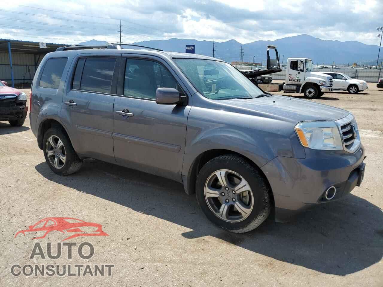HONDA PILOT 2015 - 5FNYF4H38FB076793