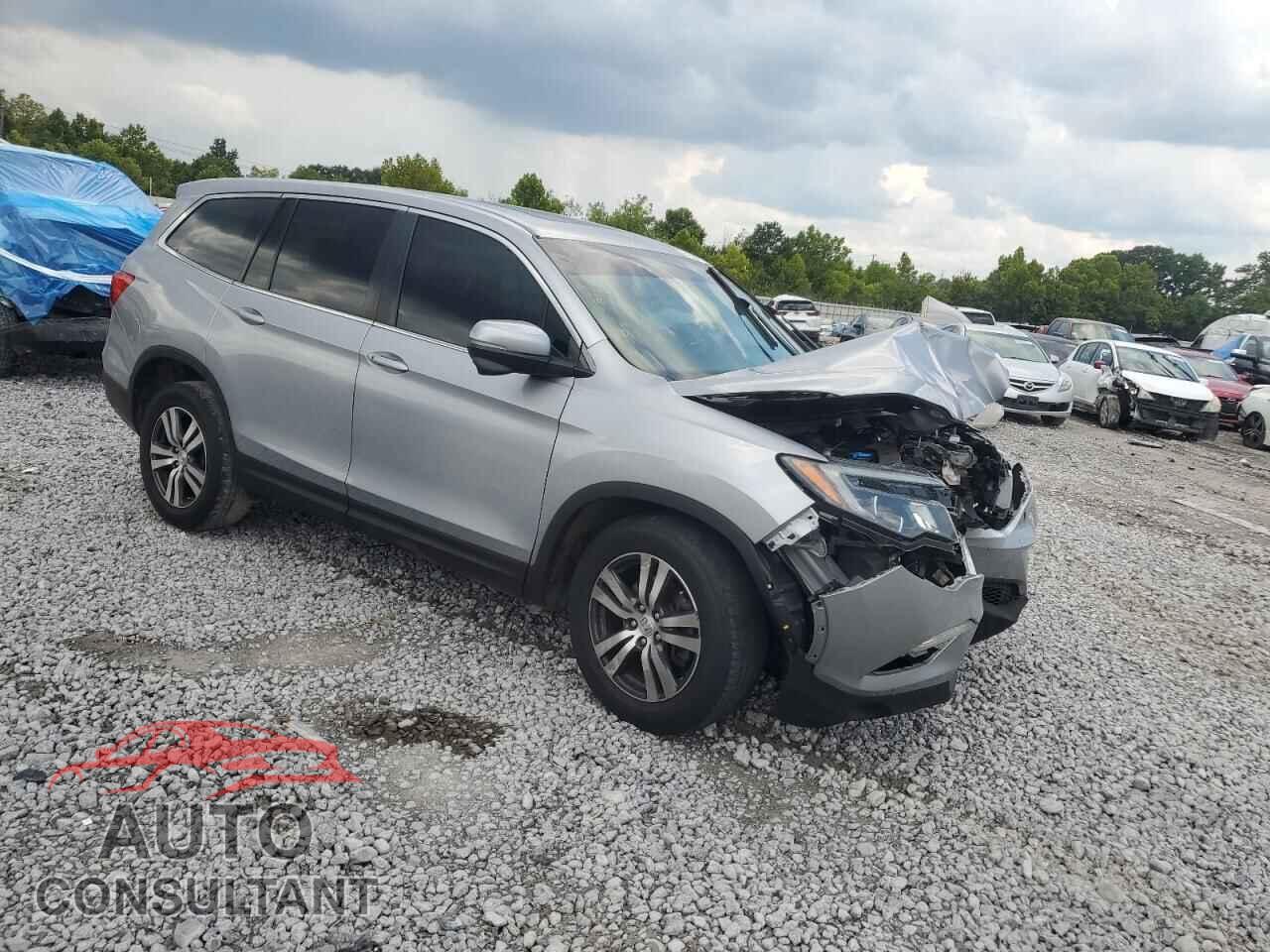 HONDA PILOT 2017 - 5FNYF5H52HB028720