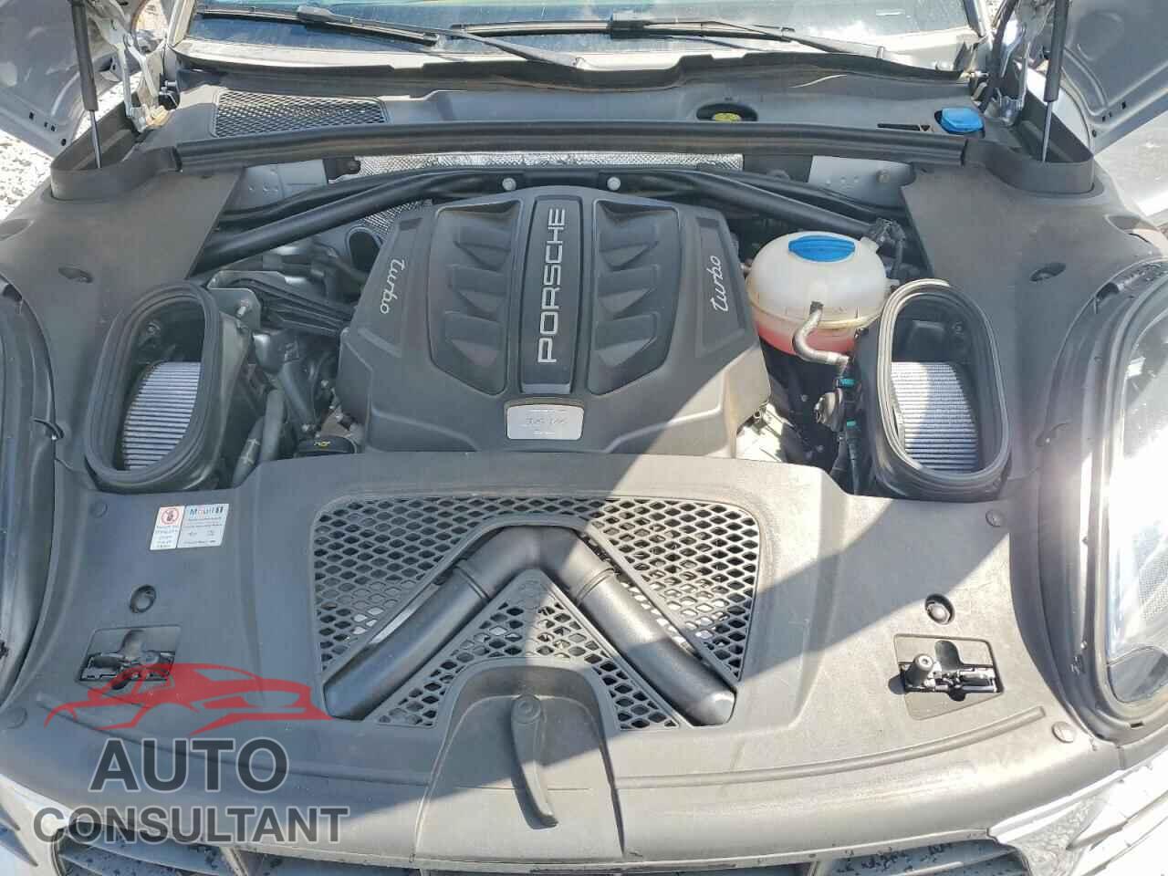 PORSCHE MACAN 2015 - WP1AF2A51FLB98358