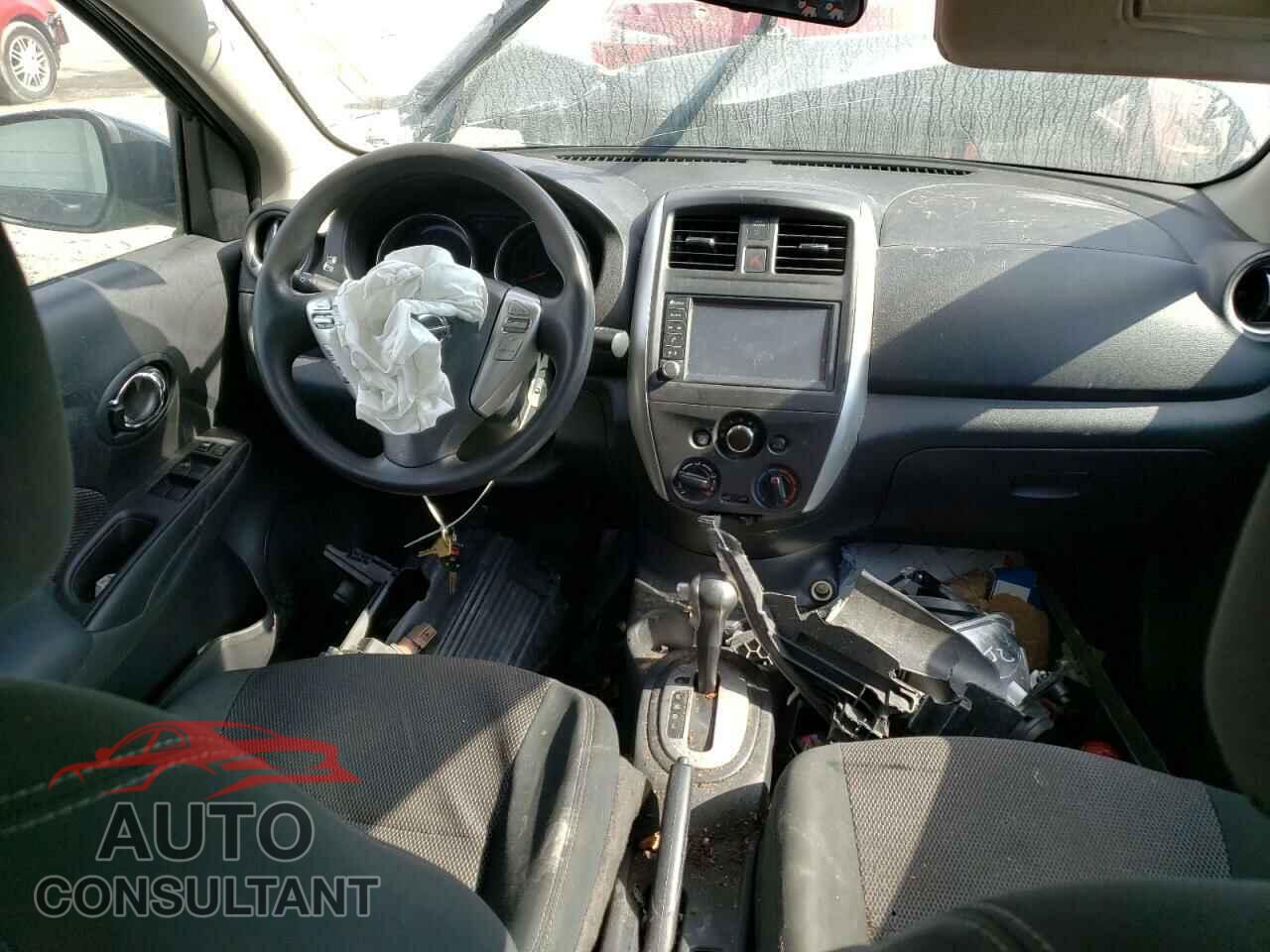 NISSAN VERSA 2019 - 3N1CN7AP3KL863757