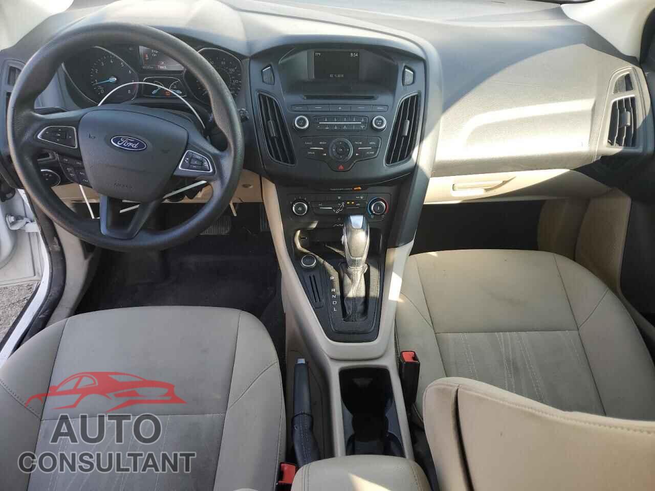 FORD FOCUS 2016 - 1FADP3K24GL235190
