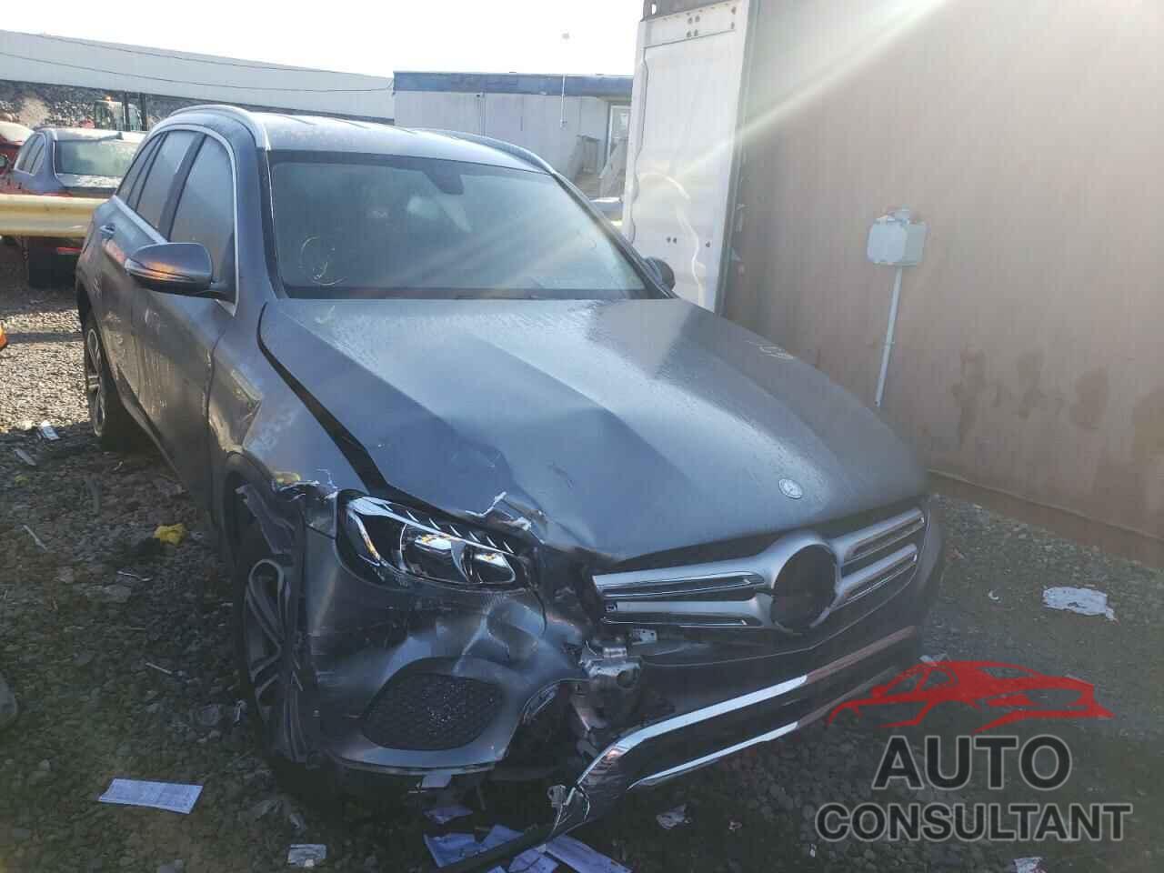 MERCEDES-BENZ GLC-CLASS 2017 - WDC0G4JB9HF161002