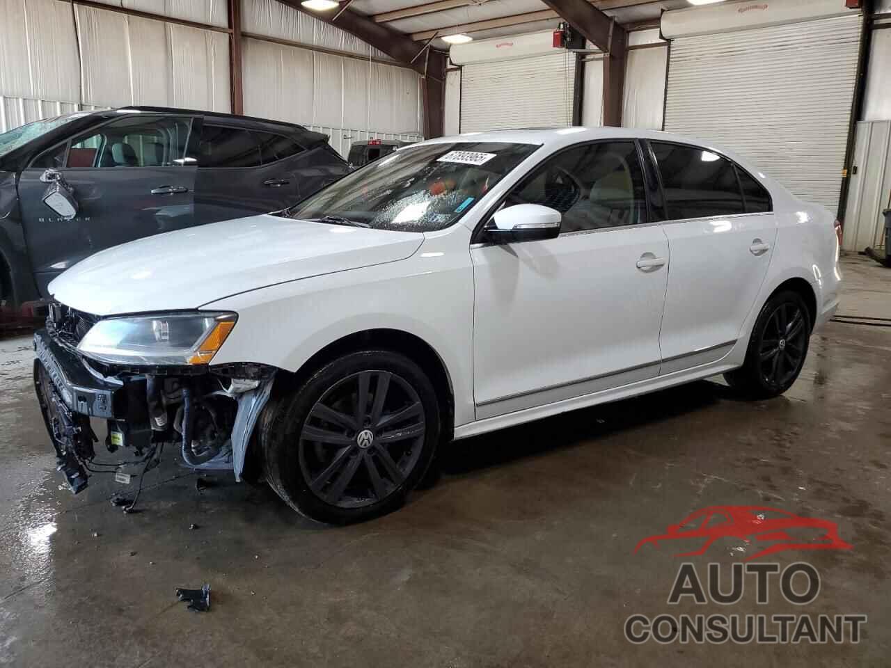 VOLKSWAGEN JETTA 2018 - 3VWL17AJXJM221000