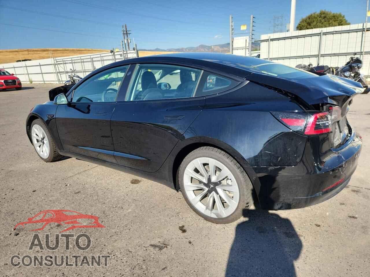 TESLA MODEL 3 2021 - 5YJ3E1EB8MF015125