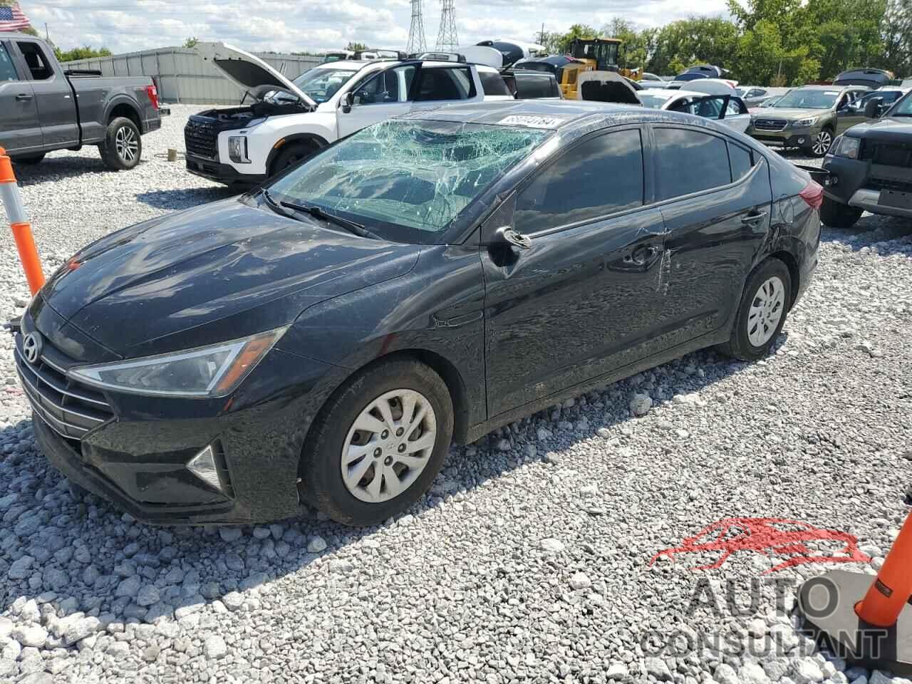 HYUNDAI ELANTRA 2019 - 5NPD74LF2KH419350