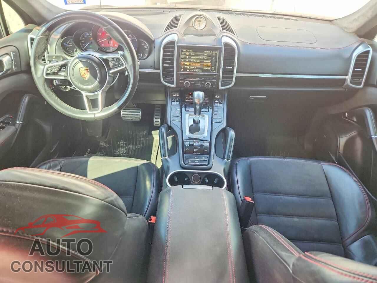 PORSCHE CAYENNE 2016 - WP1AD2A26GLA79489